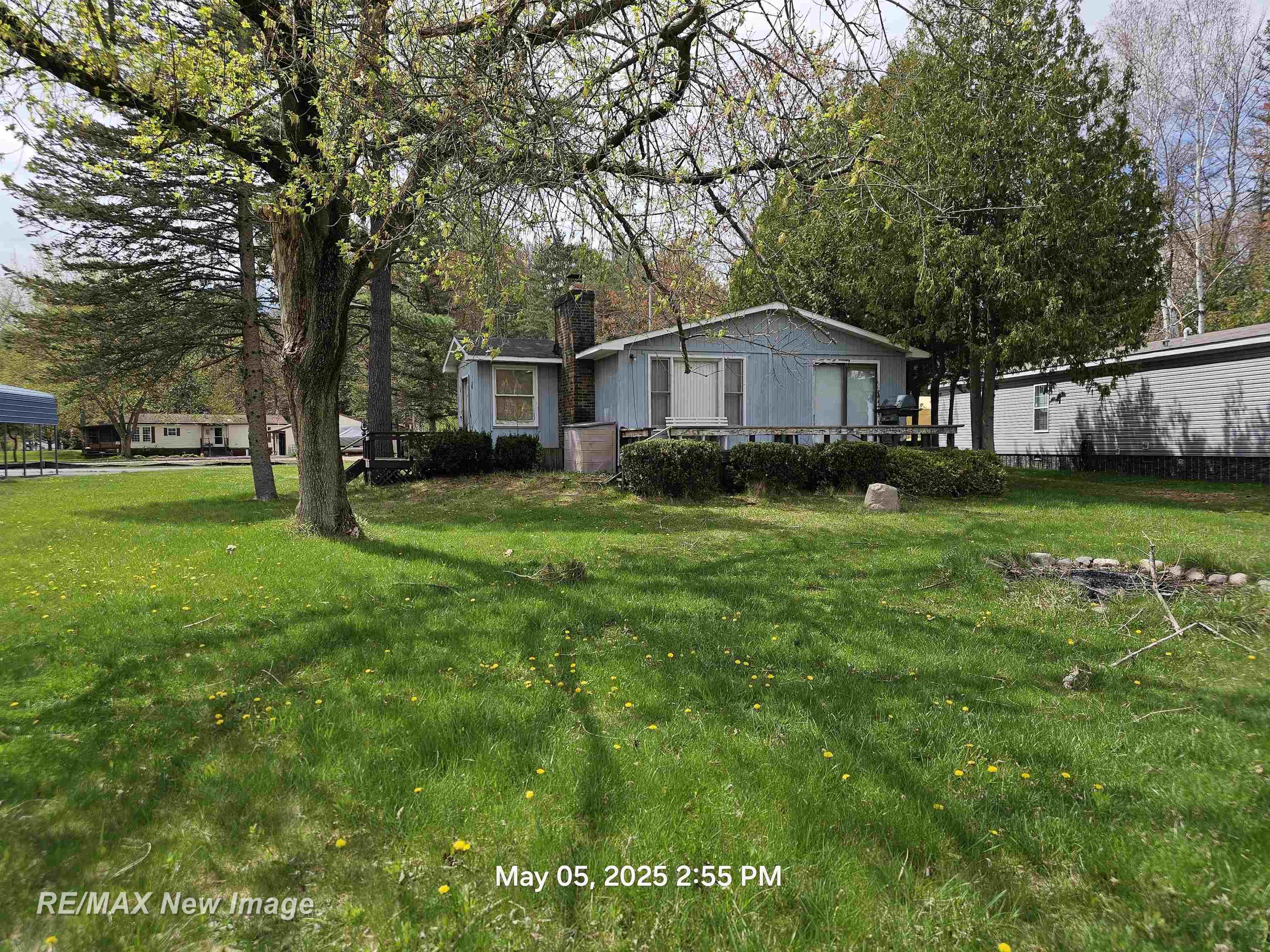 5243 Martin Road Beaverton, MI 48612 - Photo 1 of 43