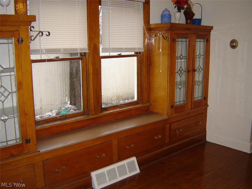 10901 Bellaire Road Cleveland, OH 44111 - Photo 10 of 35 Gallery Image 10