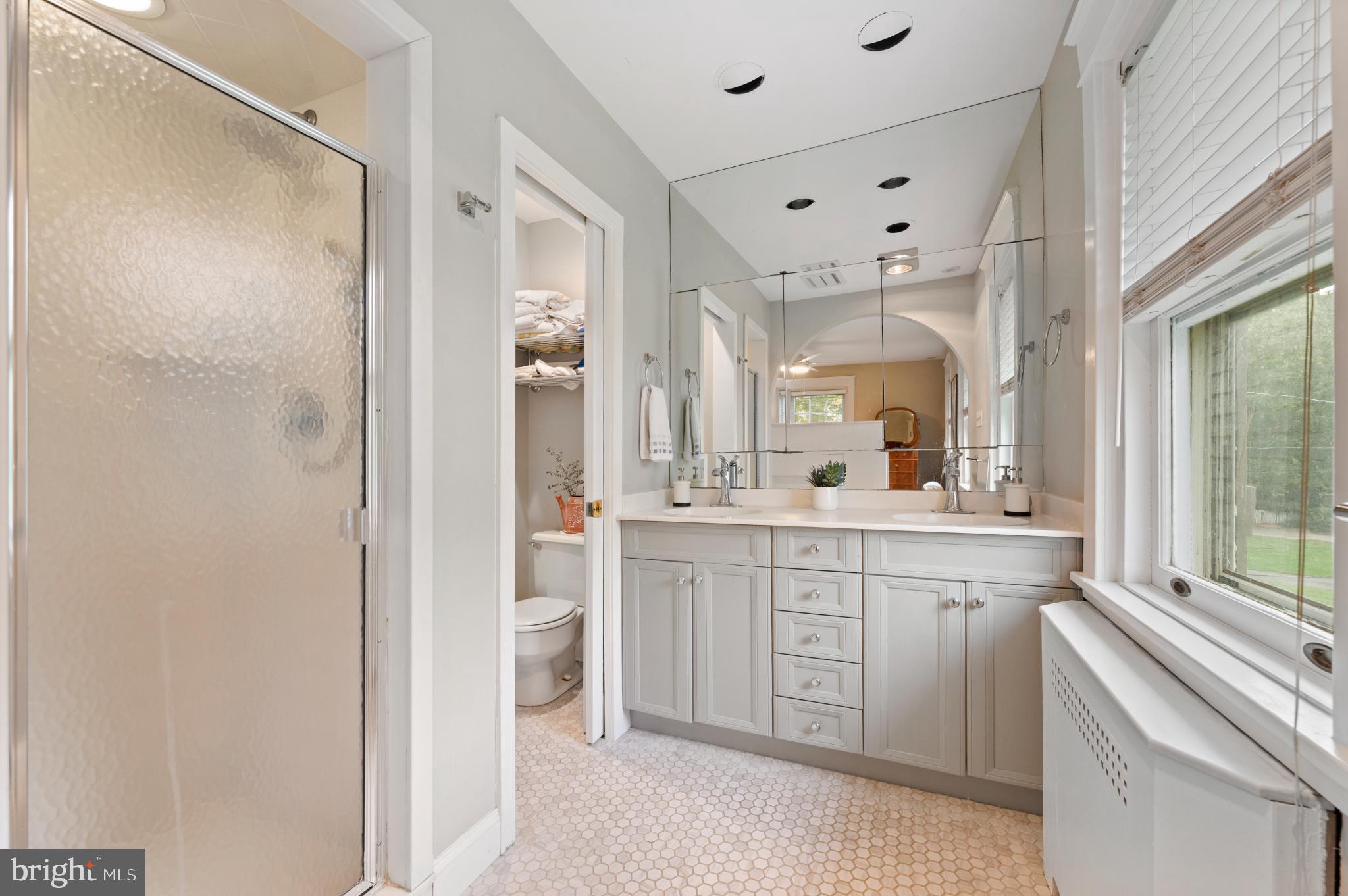 520 Brookside Avenue Wayne, PA 19087 - Photo 26 of 48 Primary Bathroom