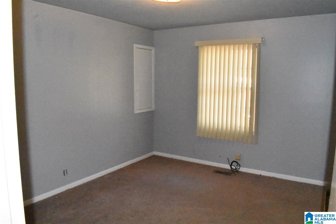 4124 Cloverdale Road Anniston, AL 36207 - Photo 17 of 29