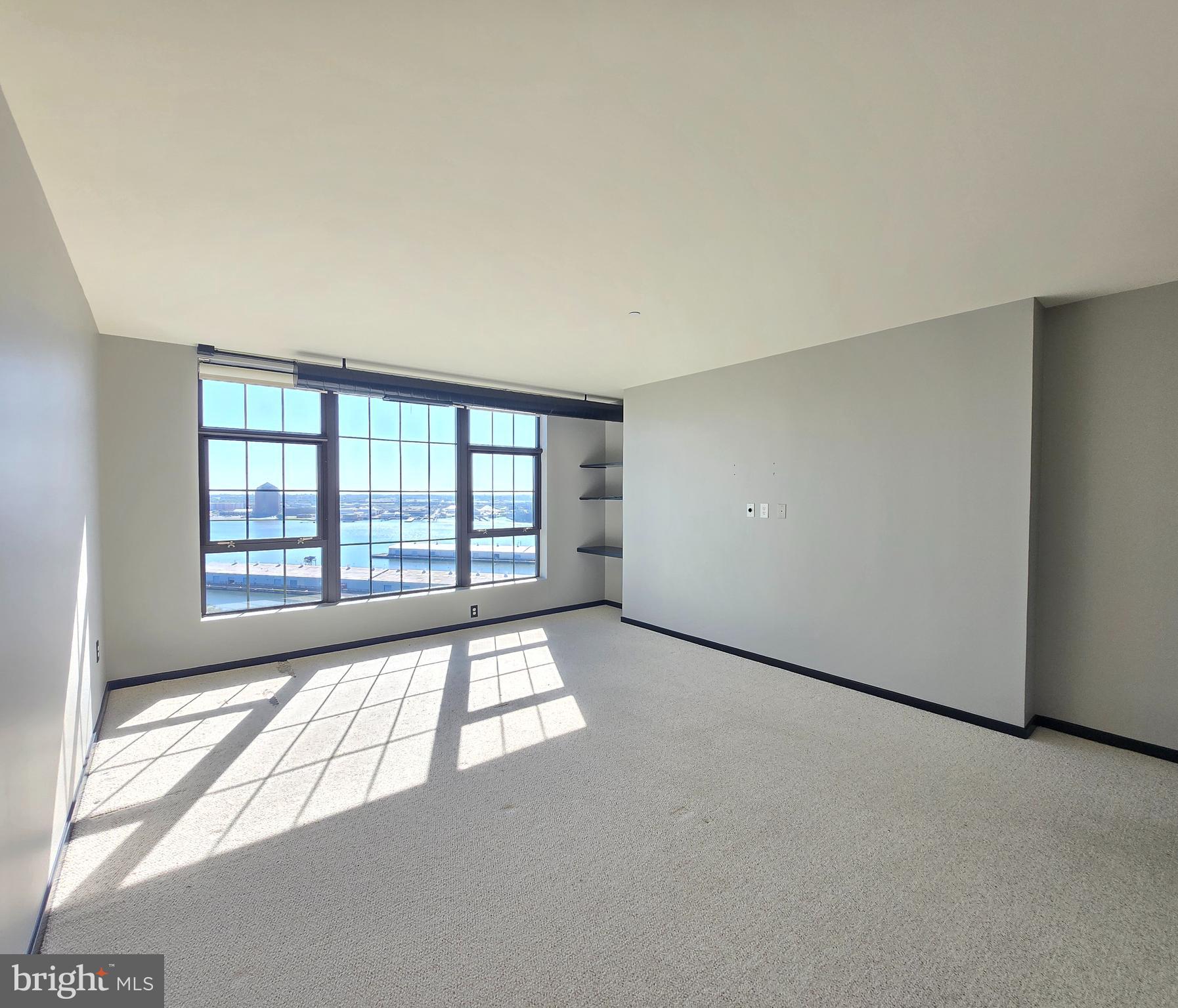 1200 Steuart Street, Unit 1913 Baltimore, MD 21230 - Photo 21 of 57 Owner’s suite with water views.