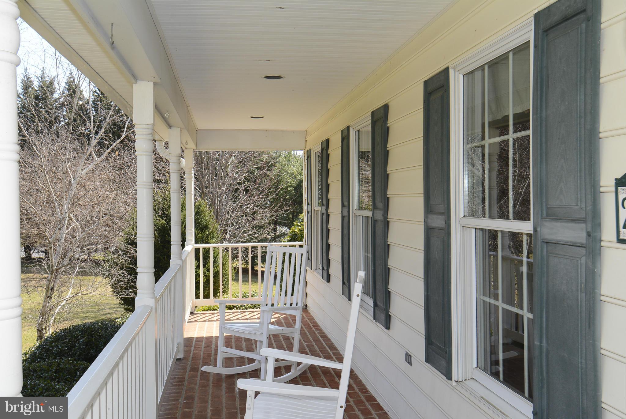 22710 Wildcat Road Germantown, MD 20876 - Photo 2 of 30 Front Porch
