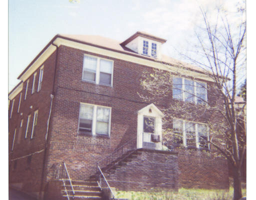 42 Addington Road, Unit 1 42 Brookline, MA 02445 - Photo 1 of 1