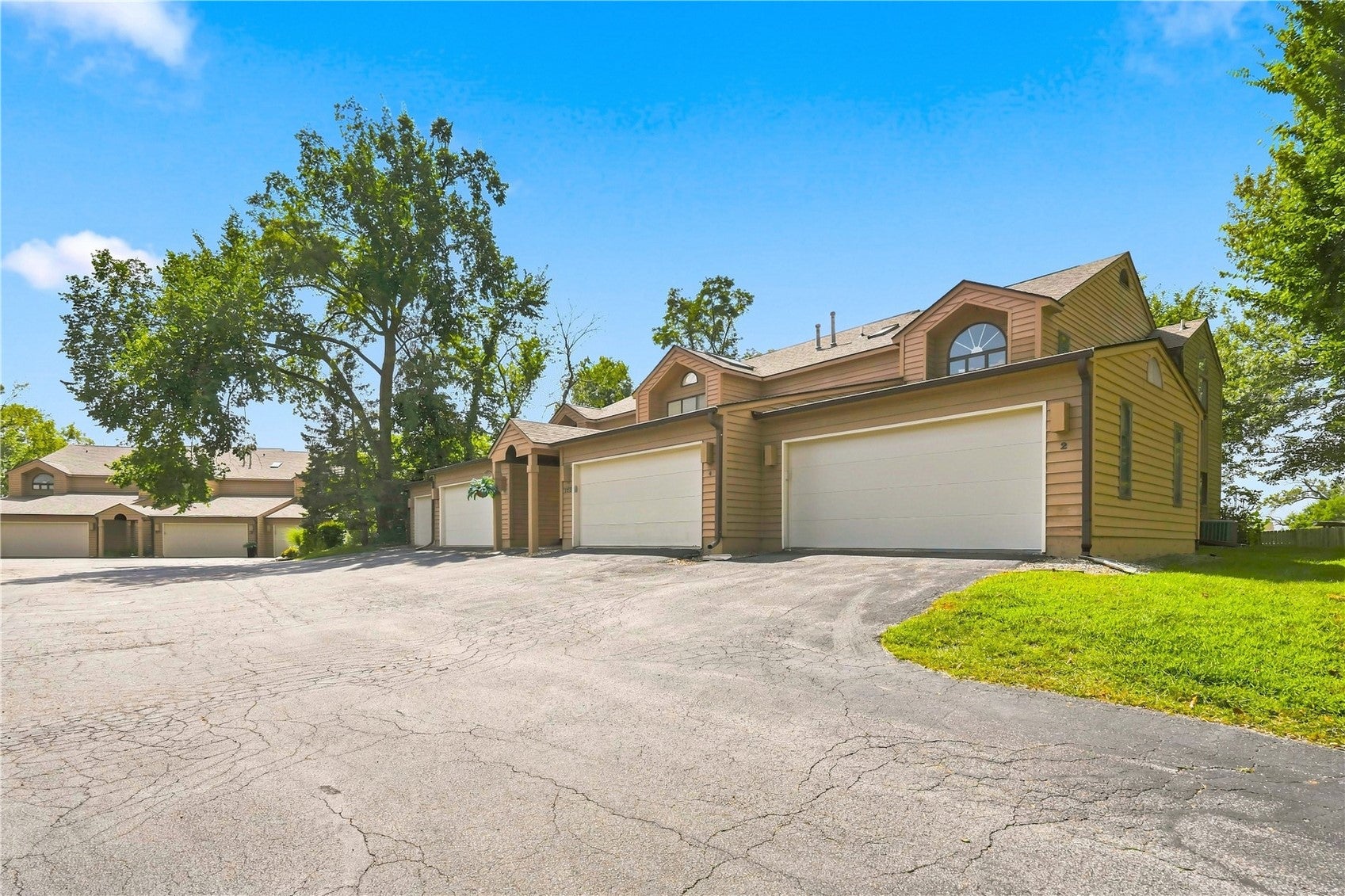 755 East Post Road Southeast, Unit 2 Cedar Rapids, IA 52403 - Photo 24 of 25 Gallery Image 24