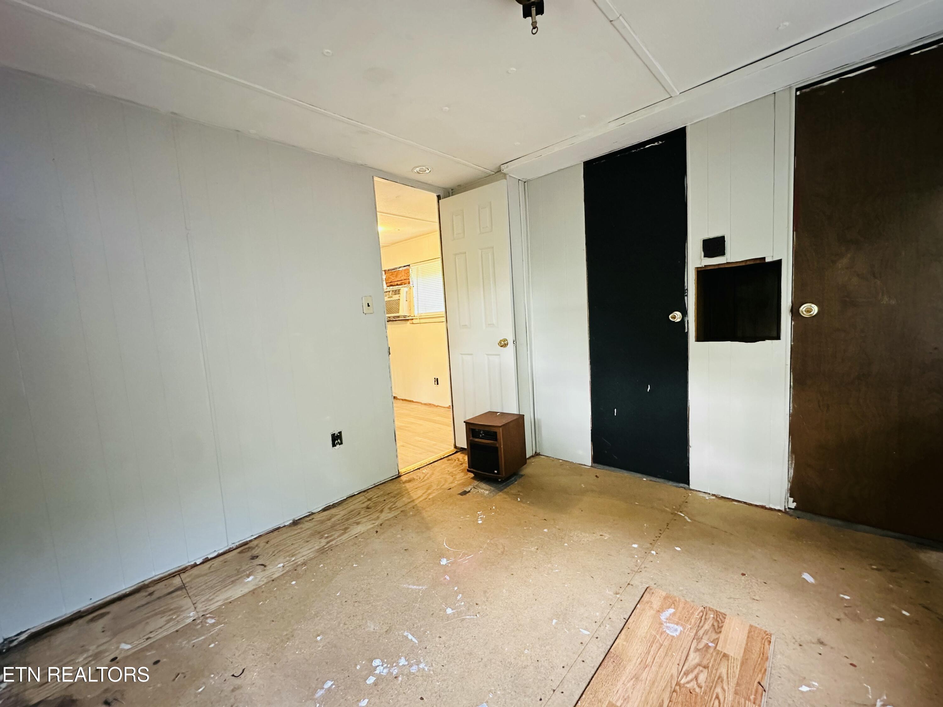 1238 Double S Road Dayton, TN 37321 - Photo 14 of 24 IMG_5324