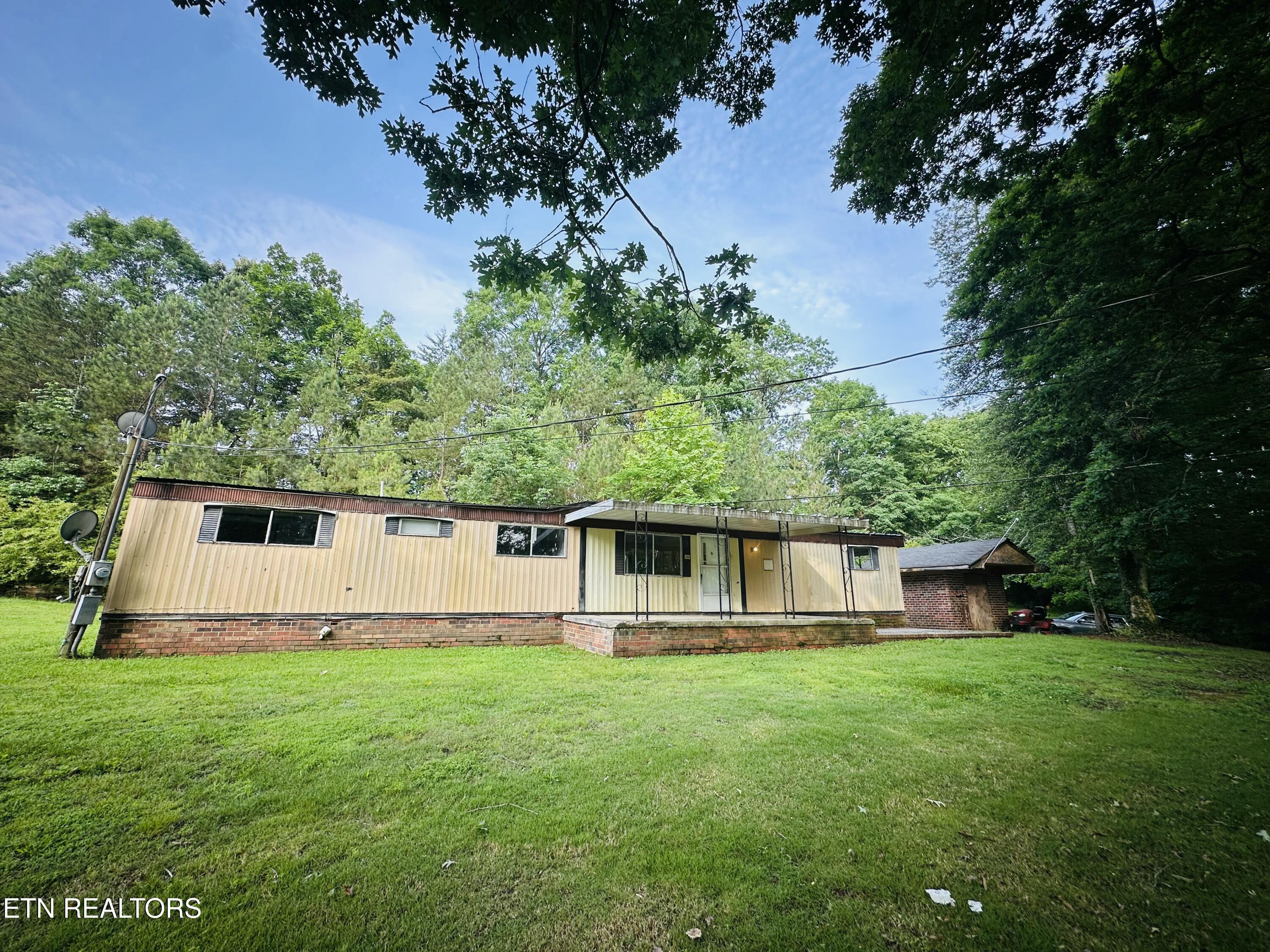 1238 Double S Road Dayton, TN 37321 - Photo 7 of 24 IMG_5318