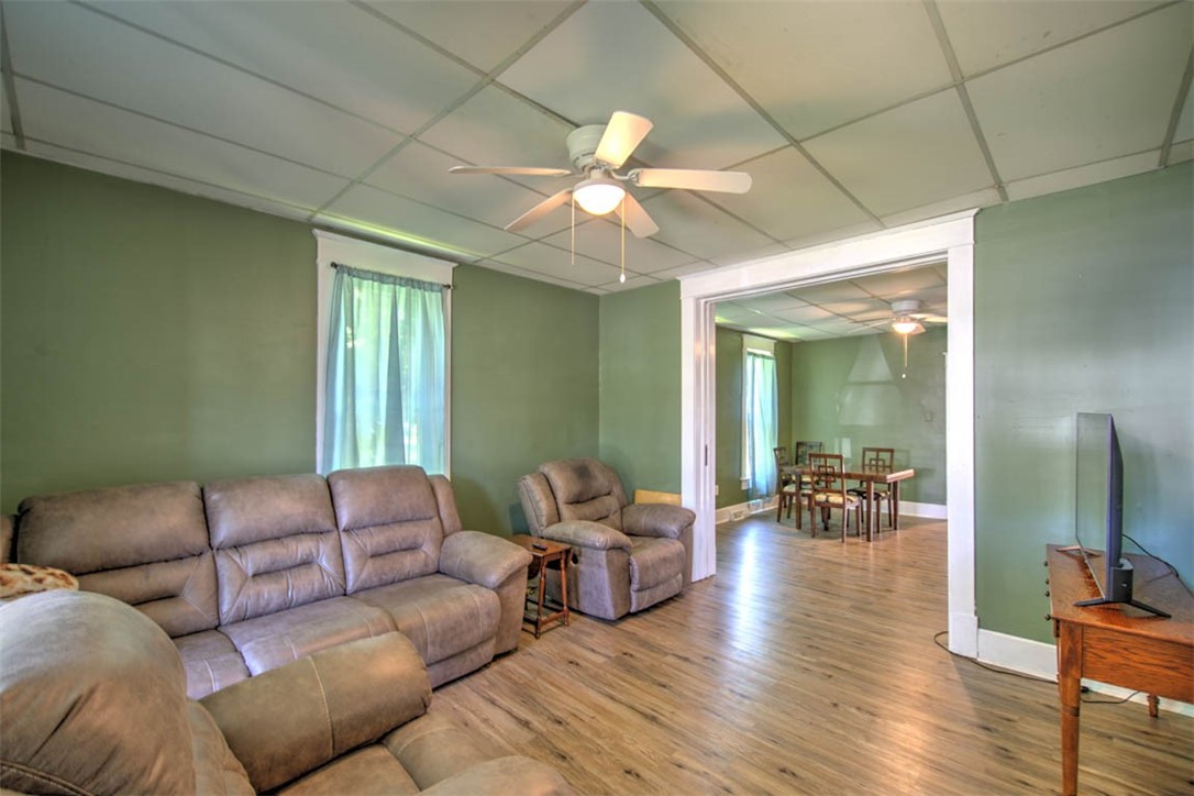 110 North Poplar Street Assumption, IL 62510 - Photo 10 of 27