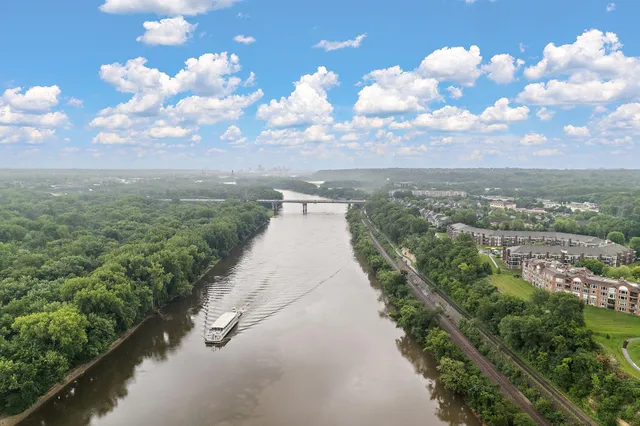 $279,900 | 1101 Sibley Memorial Highway, Unit 310, St. Paul, MN 55118