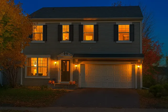 $459,000 | 2275 Clover Field Drive, Chaska, MN 55318