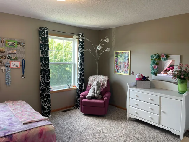 $459,000 | 2275 Clover Field Drive, Chaska, MN 55318