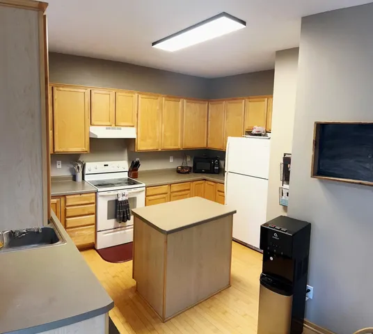 $459,000 | 2275 Clover Field Drive, Chaska, MN 55318