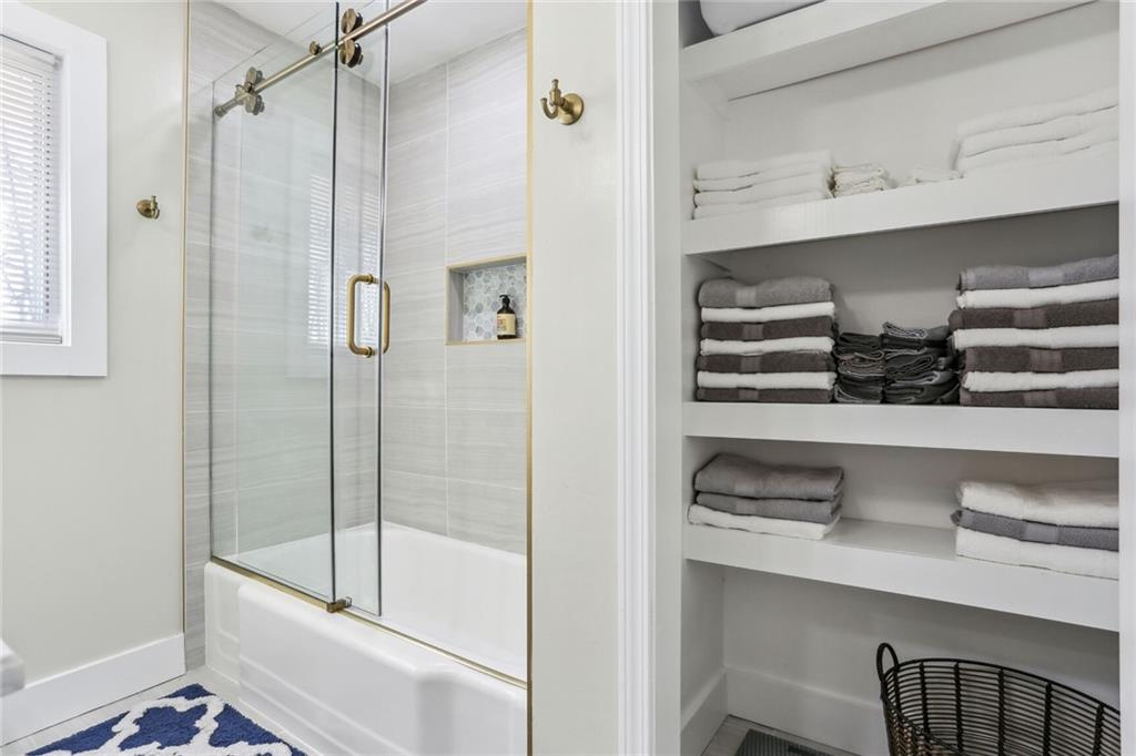 4667 Glore Road Southwest Mableton, GA 30126 - Photo 23 of 46 a bathroom with a shower