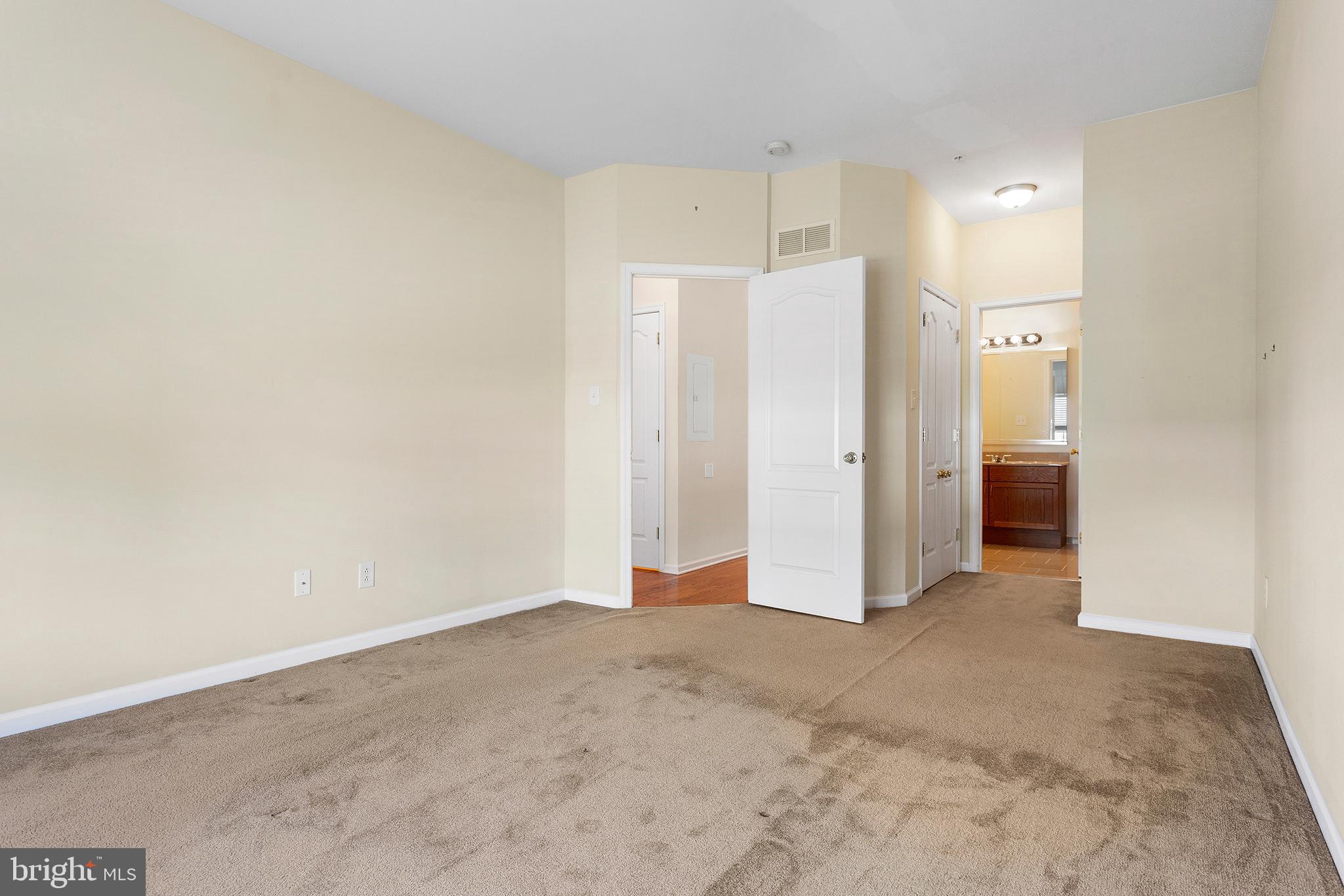 290 Byberry Road, Unit 17 Philadelphia, PA 19116 - Photo 13 of 30 Gallery Image 13