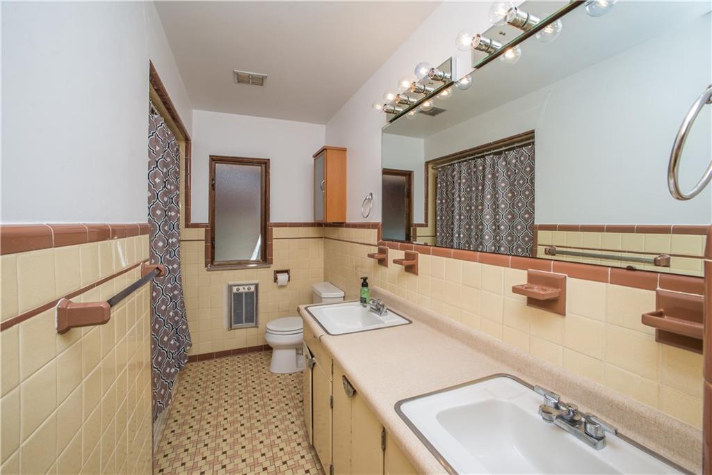 272 Hawthorne Road Washington, PA 15301 - Photo 12 of 19 Gallery Image 12