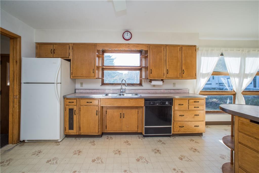 272 Hawthorne Road Washington, PA 15301 - Photo 7 of 19 Gallery Image 7