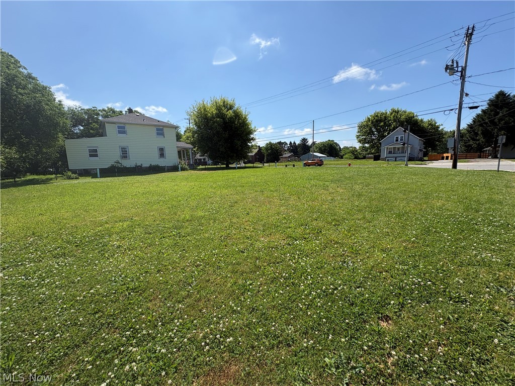 2343 North Ridge Road Lorain, OH 44055 - Photo 2 of 5