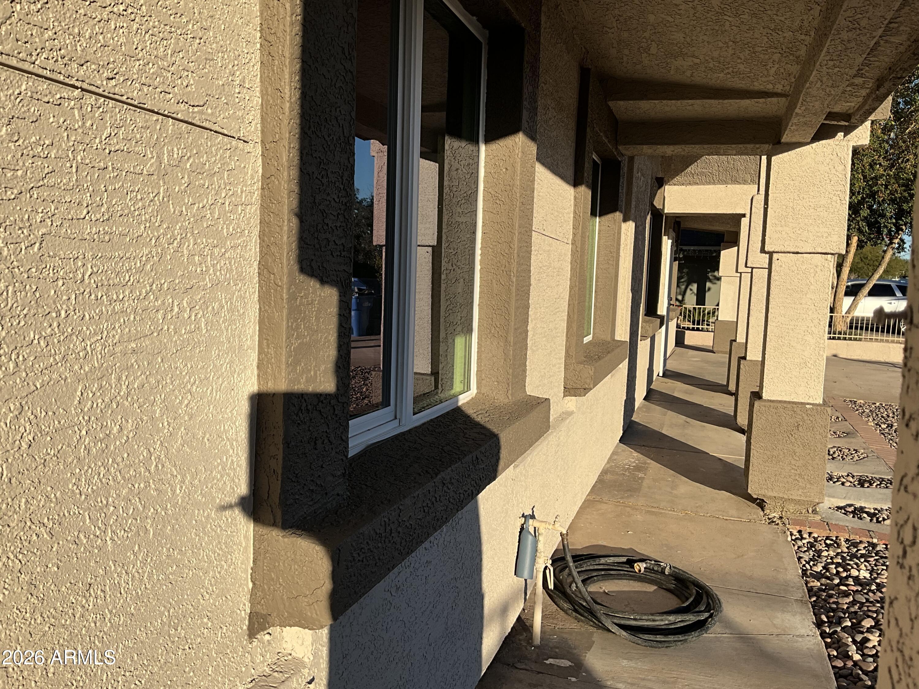 8052 West Pierson Street Phoenix, AZ 85033 - Photo 6 of 36