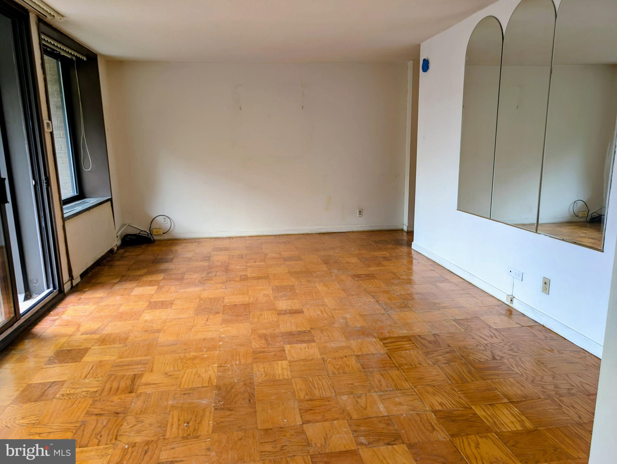 1245 4th Street Southwest, Unit E110 Washington, DC 20024 - Photo 5 of 25 Expansive studio