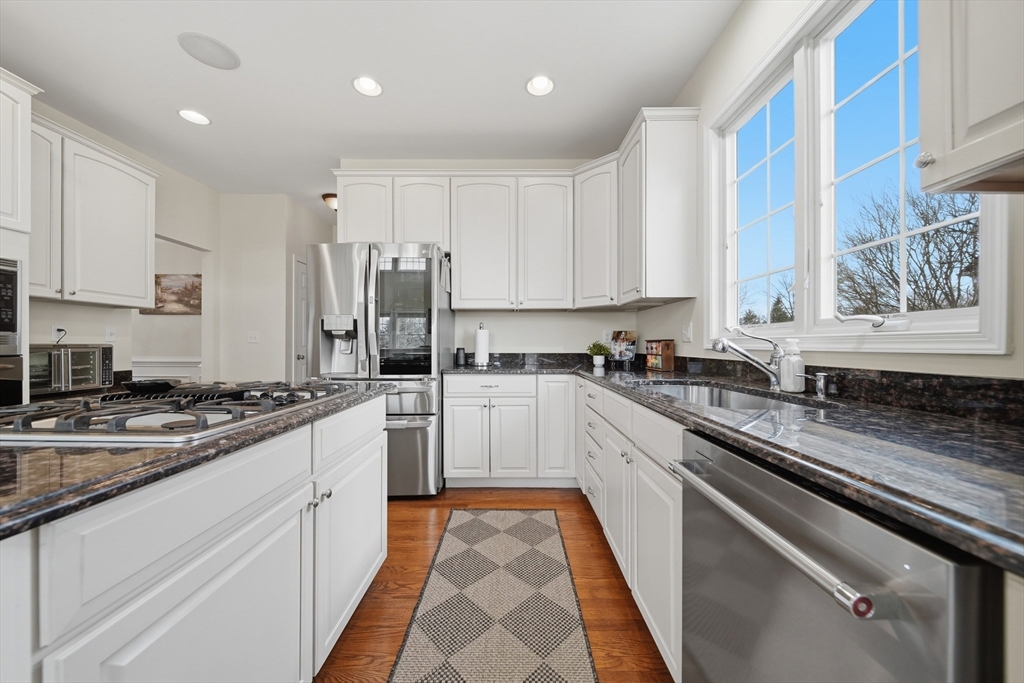 31 Fairways Lane Methuen, MA 01844 - Photo 20 of 40