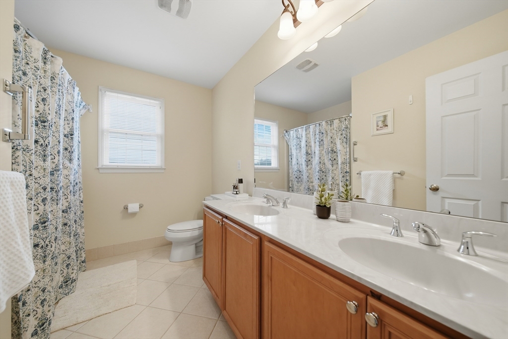31 Fairways Lane Methuen, MA 01844 - Photo 35 of 40