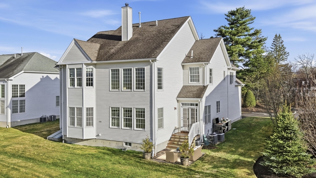 31 Fairways Lane Methuen, MA 01844 - Photo 37 of 40