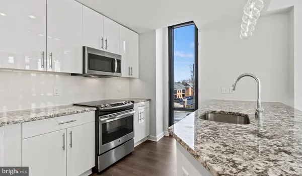 $6,402 | 8300 Wisconsin Avenue, Unit 3B1838, Bethesda, MD 20814