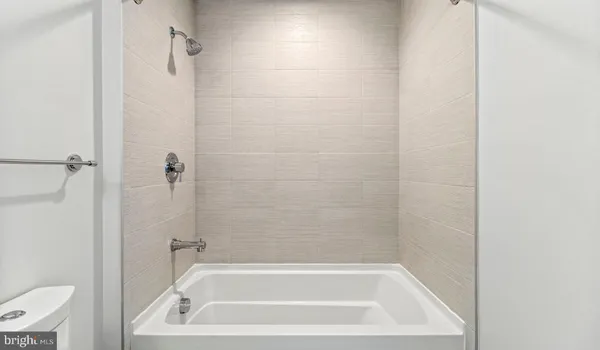 $6,402 | 8300 Wisconsin Avenue, Unit 3B1838, Bethesda, MD 20814