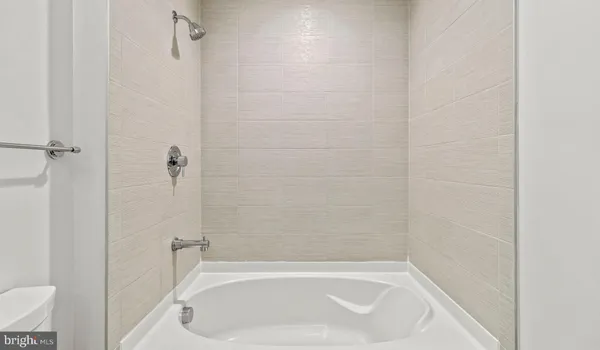 $6,402 | 8300 Wisconsin Avenue, Unit 3B1838, Bethesda, MD 20814