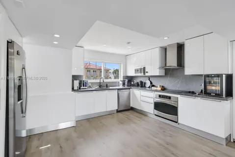 $1,397,000 | 3927 Northeast 171 Street, Unit C, North Miami Beach, FL 33160