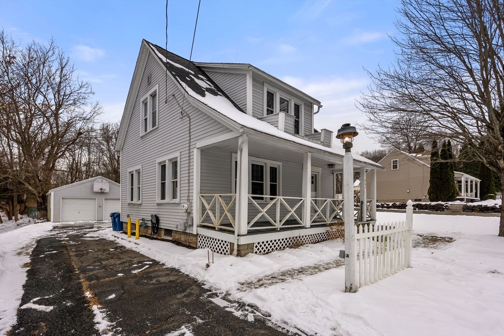 361 Prospect Avenue West Springfield, MA 01089 - Photo 8 of 40