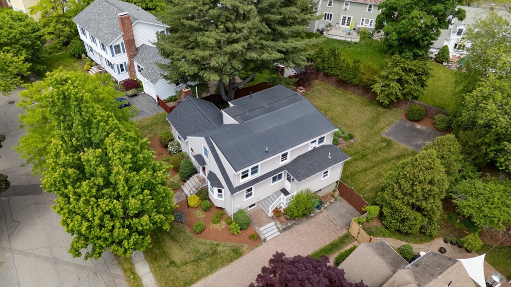 18 Gilmore Road Belmont, MA 02478 - Photo 3 of 41