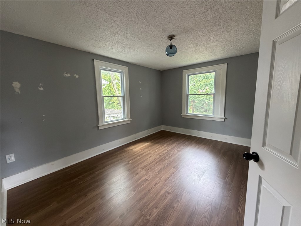 951 Roanoke Road Cleveland Heights, OH 44121 - Photo 17 of 25