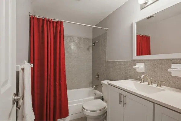 $89,000 | 2011 58th Avenue North, Unit 5, St. Petersburg, FL 33714