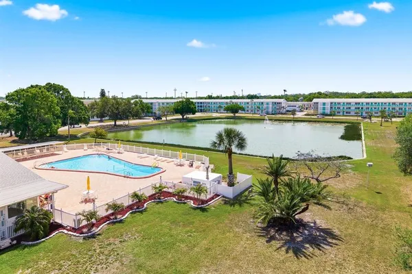 $89,000 | 2011 58th Avenue North, Unit 5, St. Petersburg, FL 33714