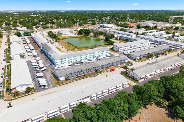 $89,000 | 2011 58th Avenue North, Unit 5, St. Petersburg, FL 33714