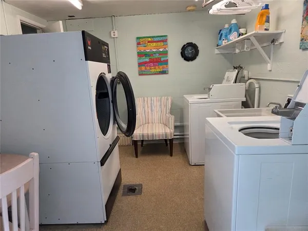 $89,000 | 2011 58th Avenue North, Unit 5, St. Petersburg, FL 33714