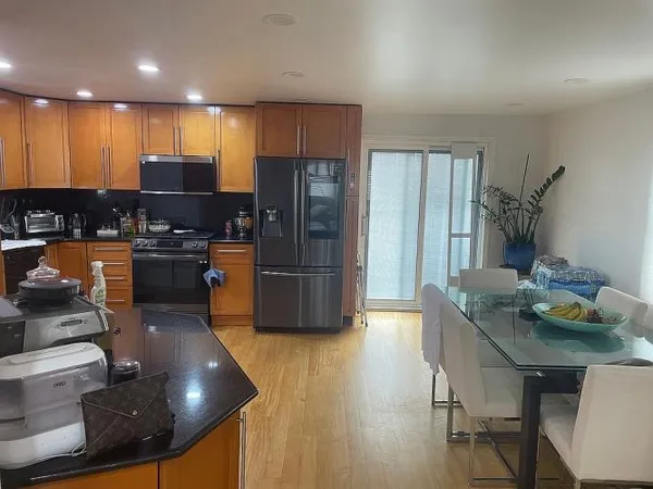 $929,000 | 1269 Waverly Street, Hewlett, NY 11557