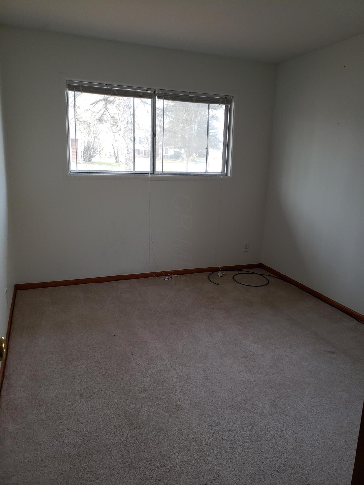 170 Putnam Road Heath, OH 43056 - Photo 4 of 12 Gallery Image 4