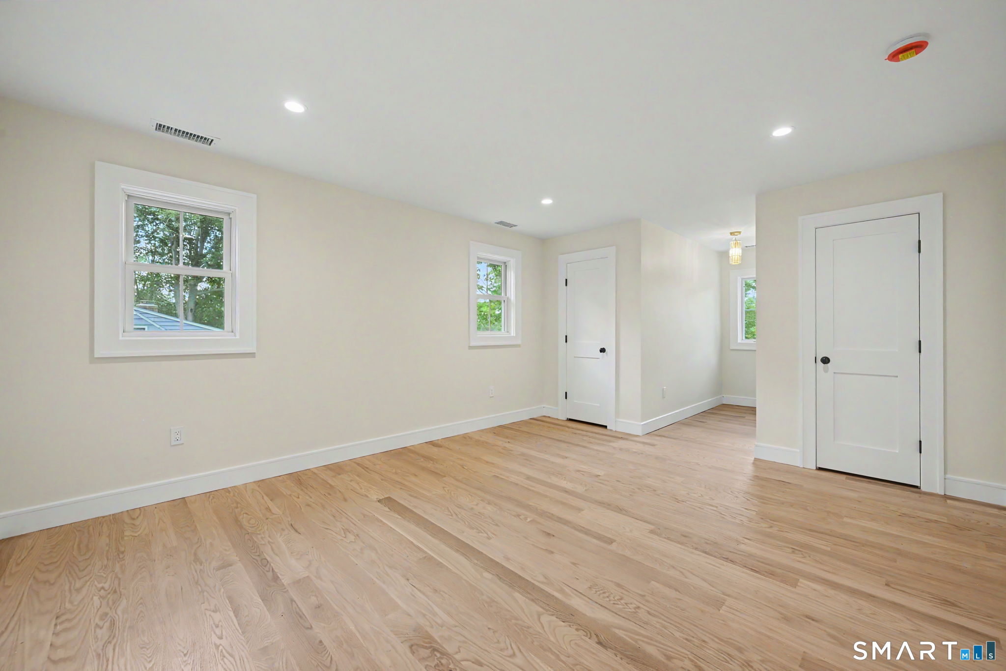 244 Minivale Road Stamford, CT 06907 - Photo 20 of 36