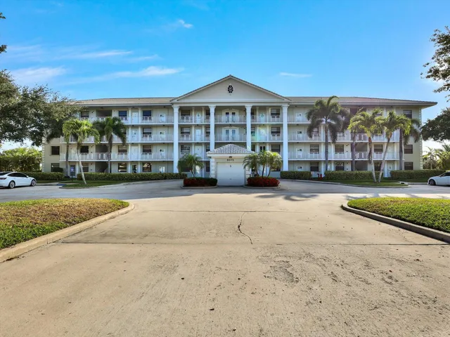 $335,000 | 6073 Balboa Circle, Unit 403, Boca Raton, FL 33433