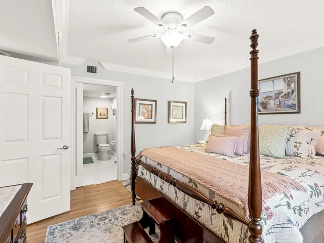 $335,000 | 6073 Balboa Circle, Unit 403, Boca Raton, FL 33433