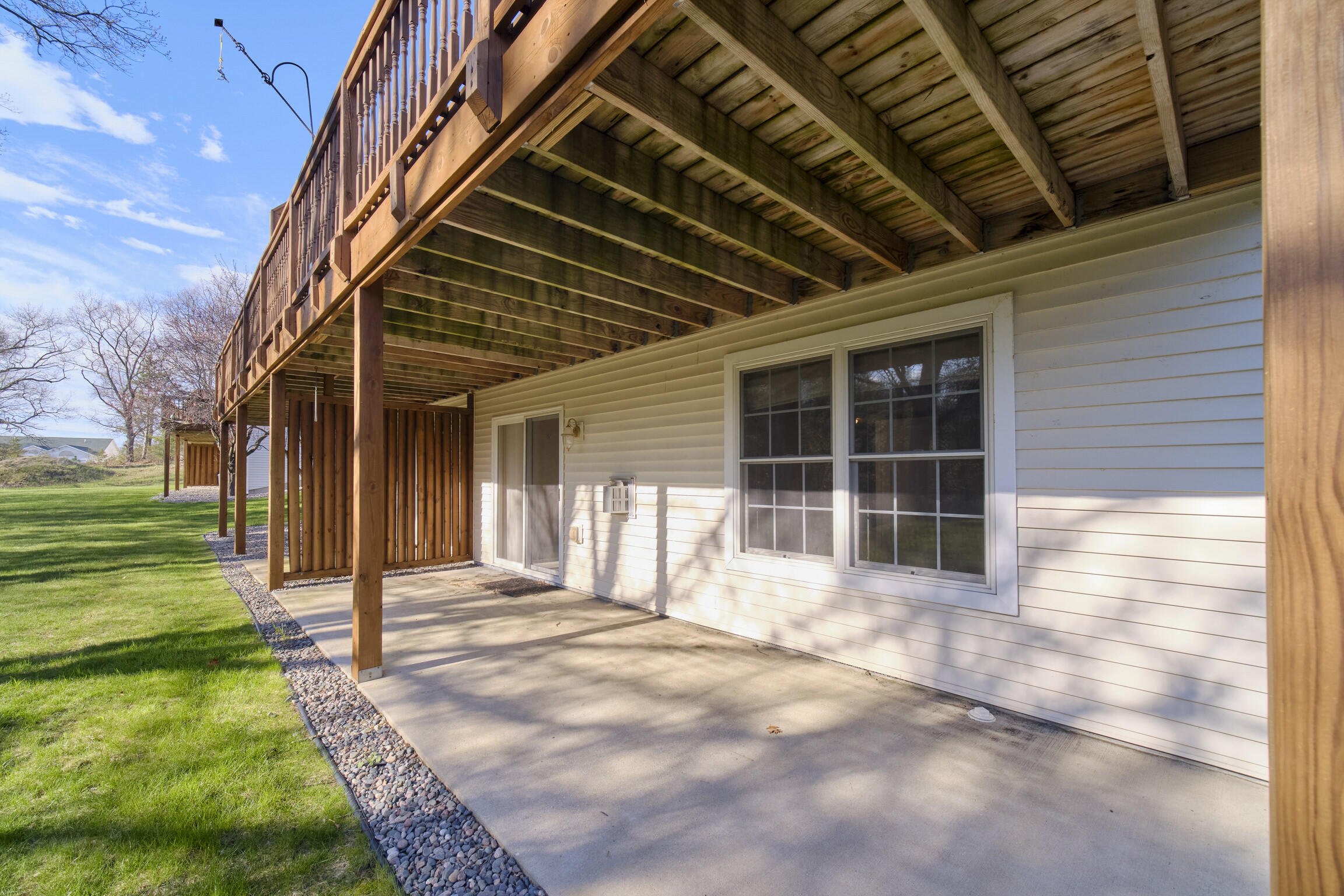 1972 Pine Ridge Drive Manistee, MI 49660 - Photo 38 of 54 1972_Pine_Ridge_Dr-41