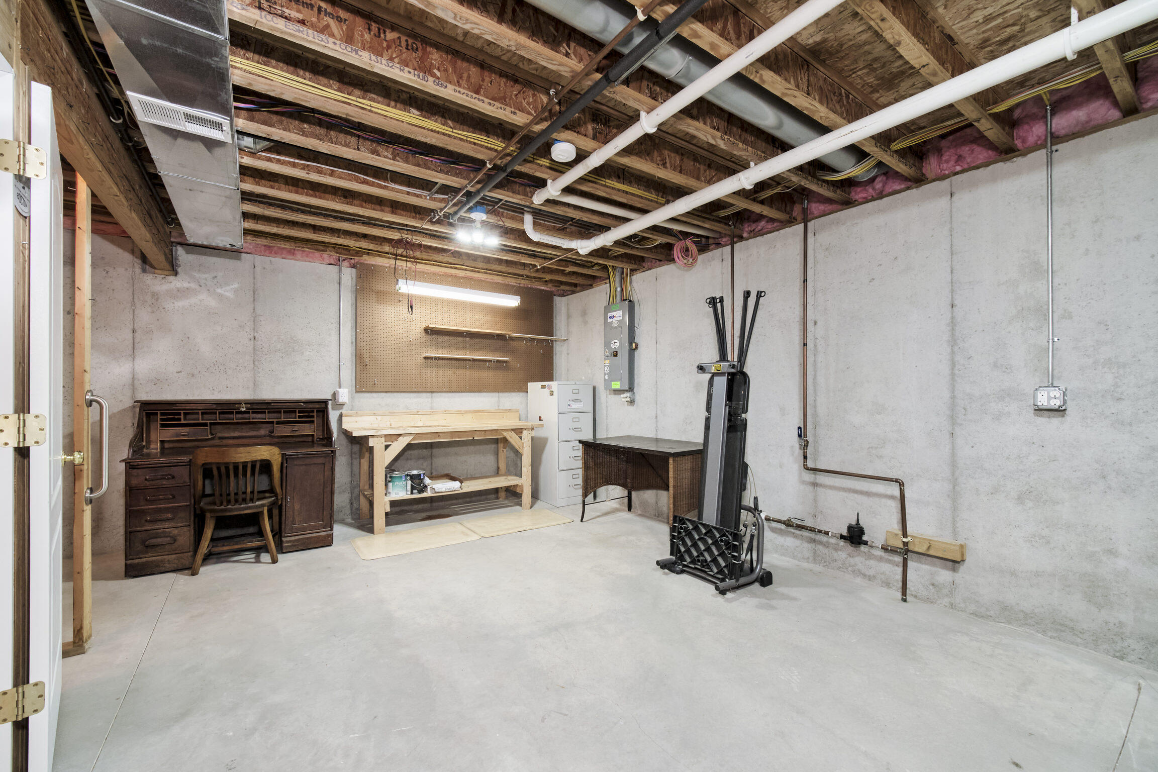 1972 Pine Ridge Drive Manistee, MI 49660 - Photo 47 of 54 1972_Pine_Ridge_Dr-26