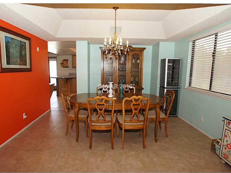 6890 Patayan Road Las Vegas, NV 89146 - Photo 20 of 34 Dining Room.