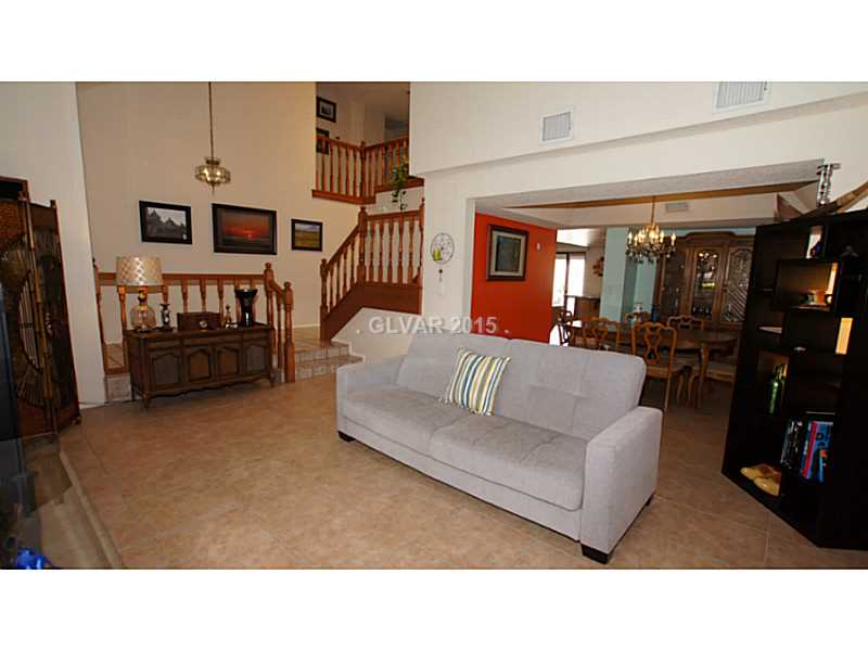 6890 Patayan Road Las Vegas, NV 89146 - Photo 4 of 34 Living Room.