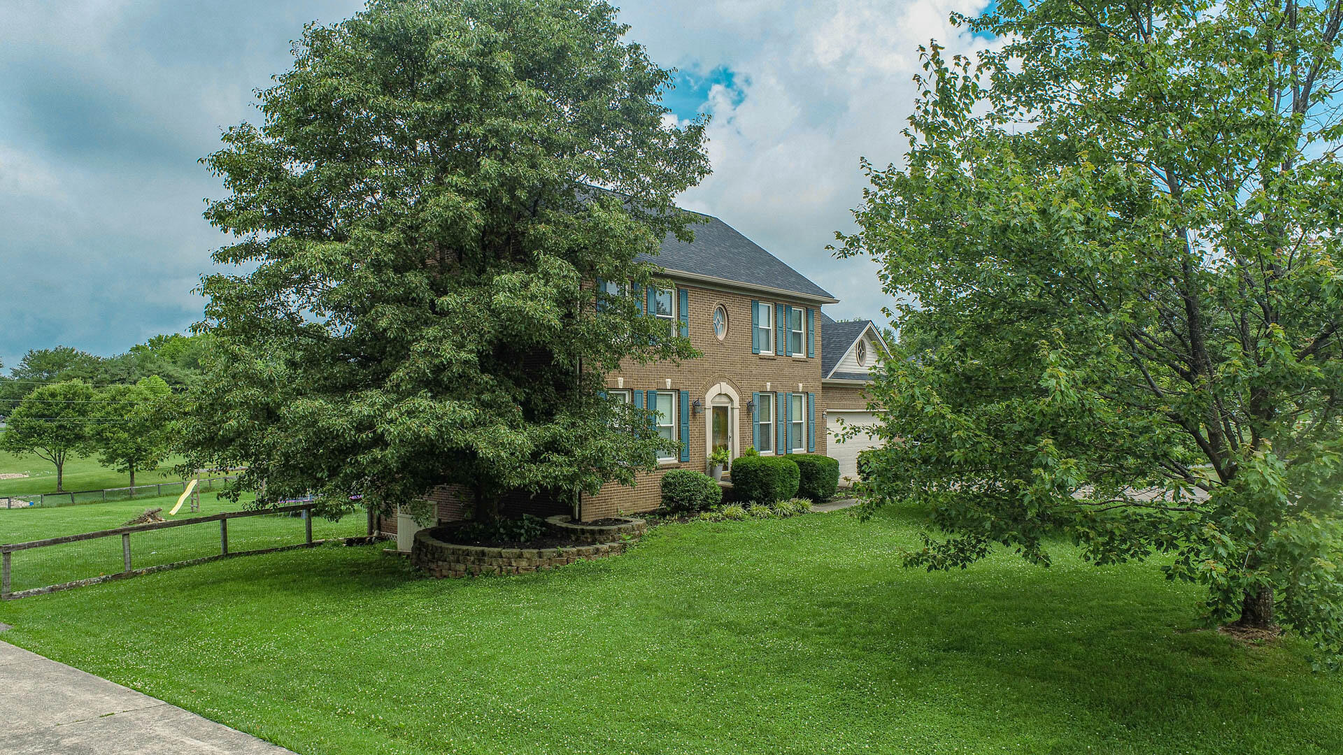 106 Squires Pointe Road Paris, KY 40361 - Photo 6 of 49 DJI_0160