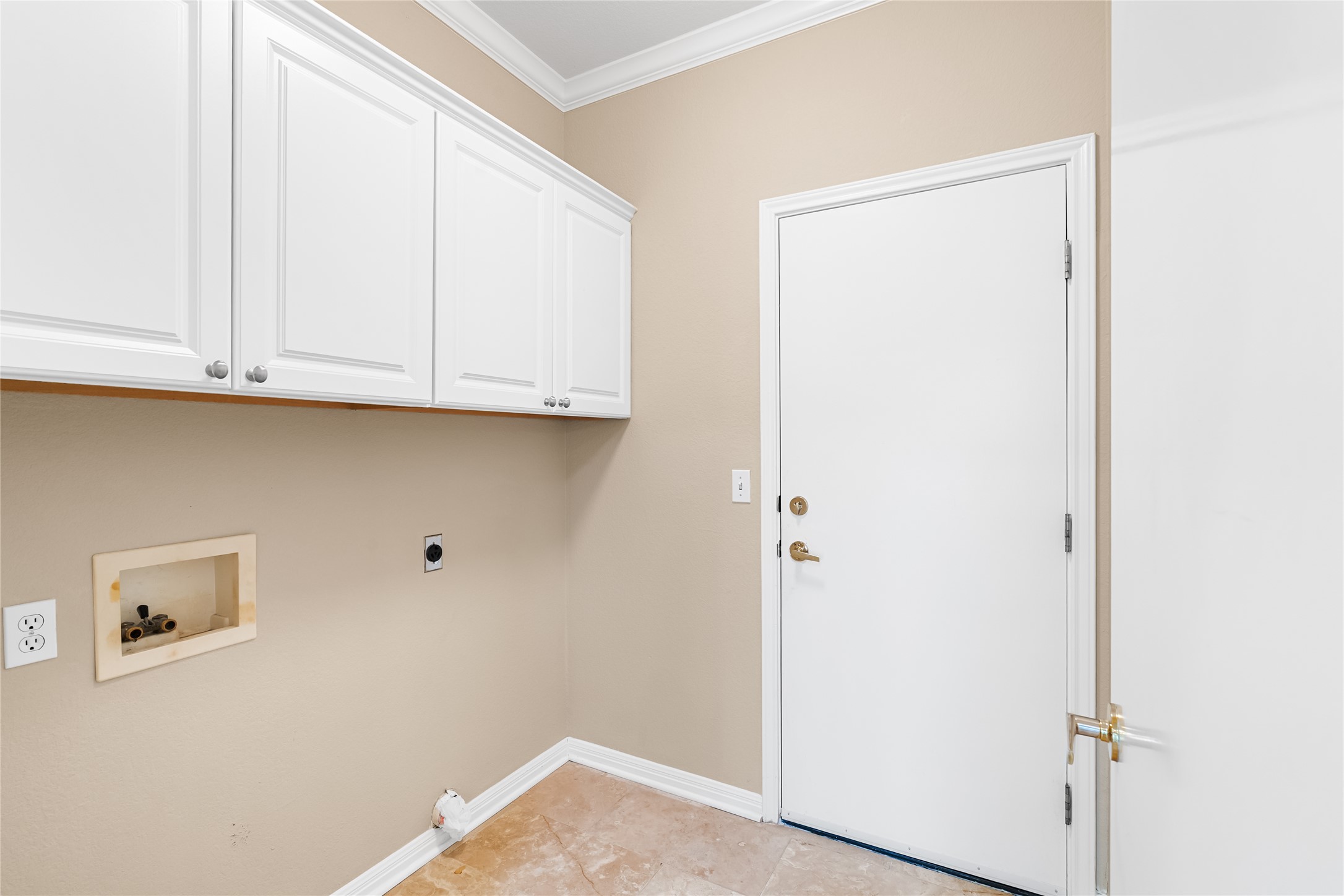 103 Harness Lane Georgetown, TX 78633 - Photo 26 of 38 a view of cabinets