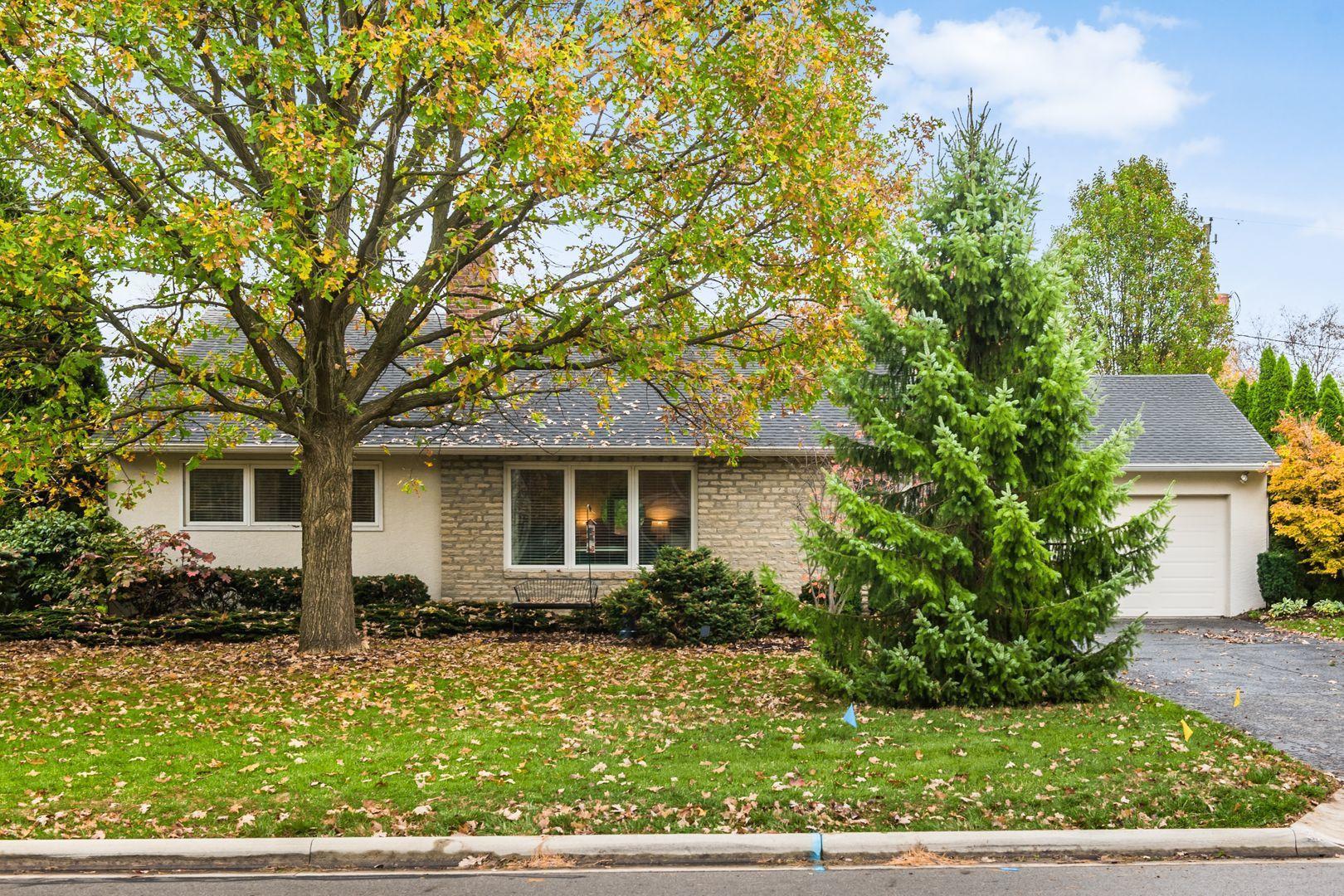 2934 Welsford Road Columbus, OH 43221 - Photo 4 of 31