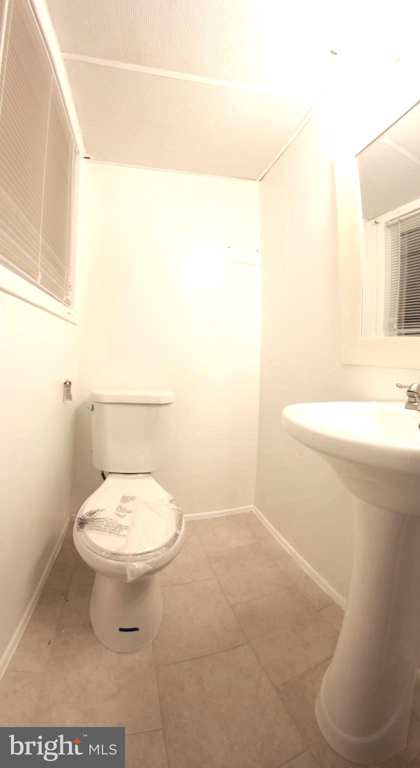 7101 Larrlyn Drive Springfield, VA 22151 - Photo 21 of 30 Bath