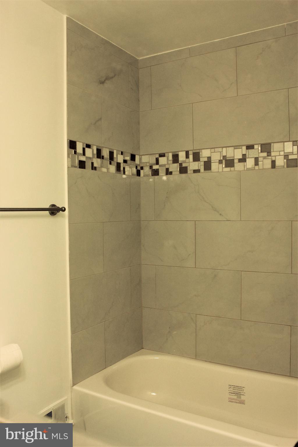 7101 Larrlyn Drive Springfield, VA 22151 - Photo 29 of 30 Bath